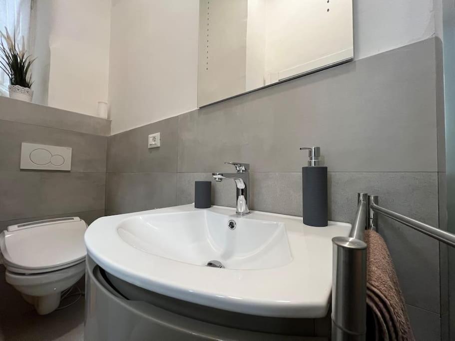 Residence Belvedere Paduina Trieste Ngoại thất bức ảnh